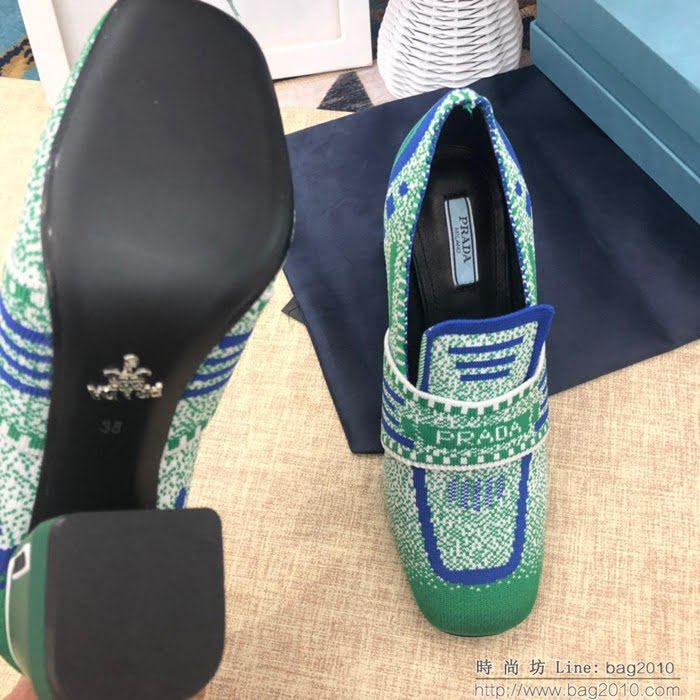 PRADA普拉達 2019頂級版本 刺繡系列 春夏時尚 粗跟方頭單鞋 網紅同款  ljl1038